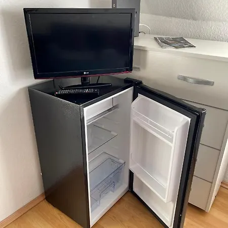 With Kitchen And Wifi Apartment *